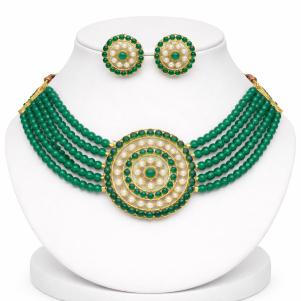 Green choker set for women